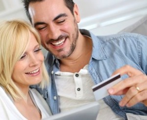 375_250-thinkstock_couple_shopping_online_w_notebook